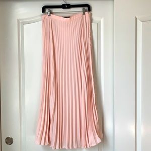 Banana Republic, Maxi Skirt, Size 4P, Color: cream